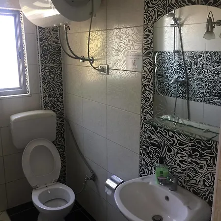 Hotel Kaqaniku Shëngjin
